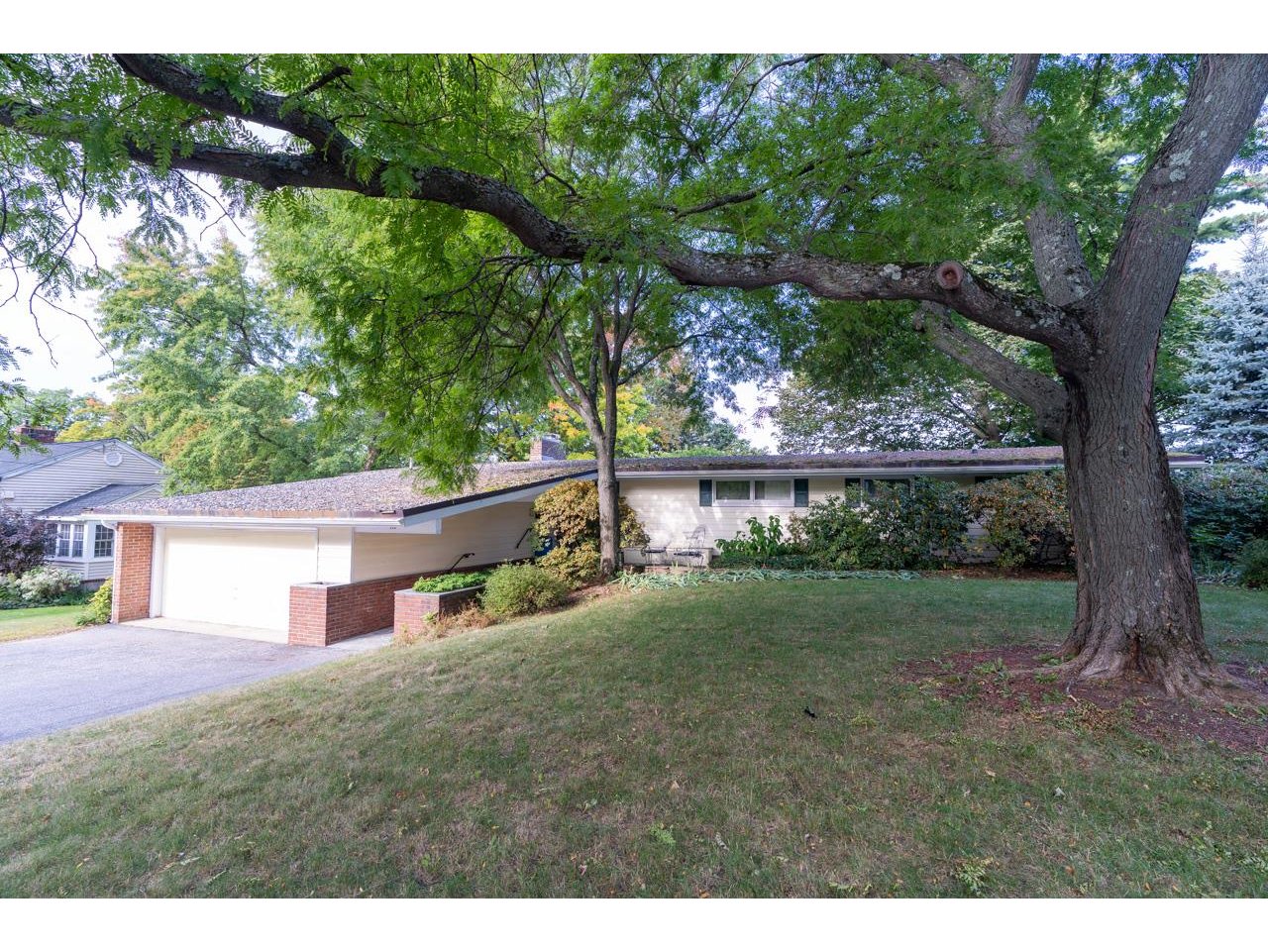 115 Crescent Road