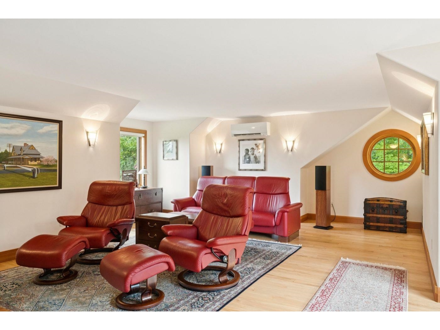 115 Eastman Road