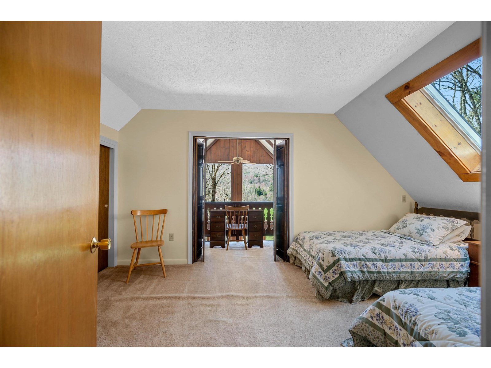 115 Spruce Hollow