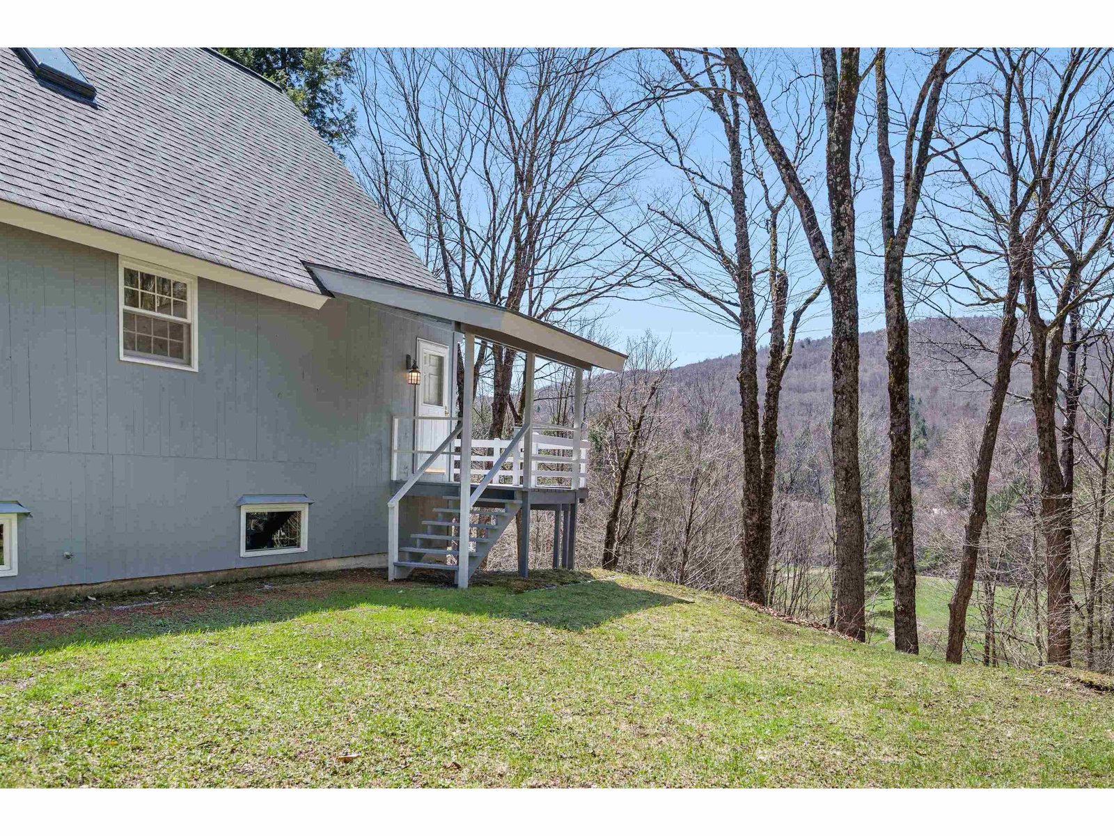 115 Spruce Hollow
