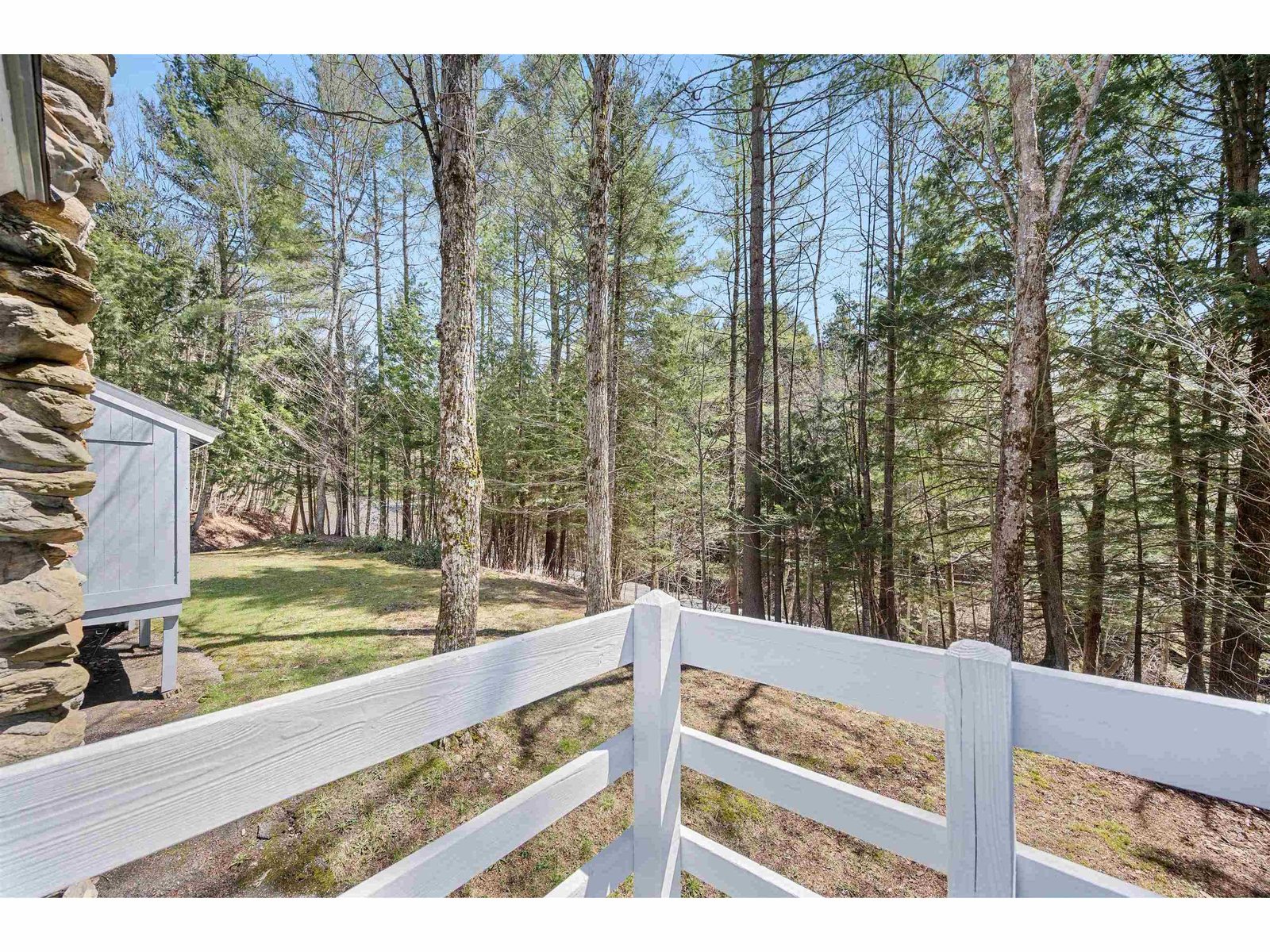 115 Spruce Hollow