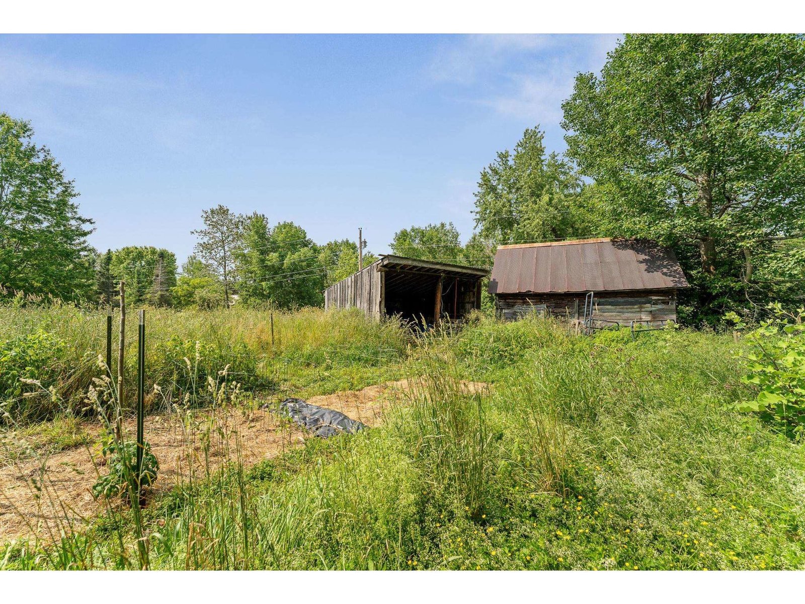 1152 Hopkins Hill Road