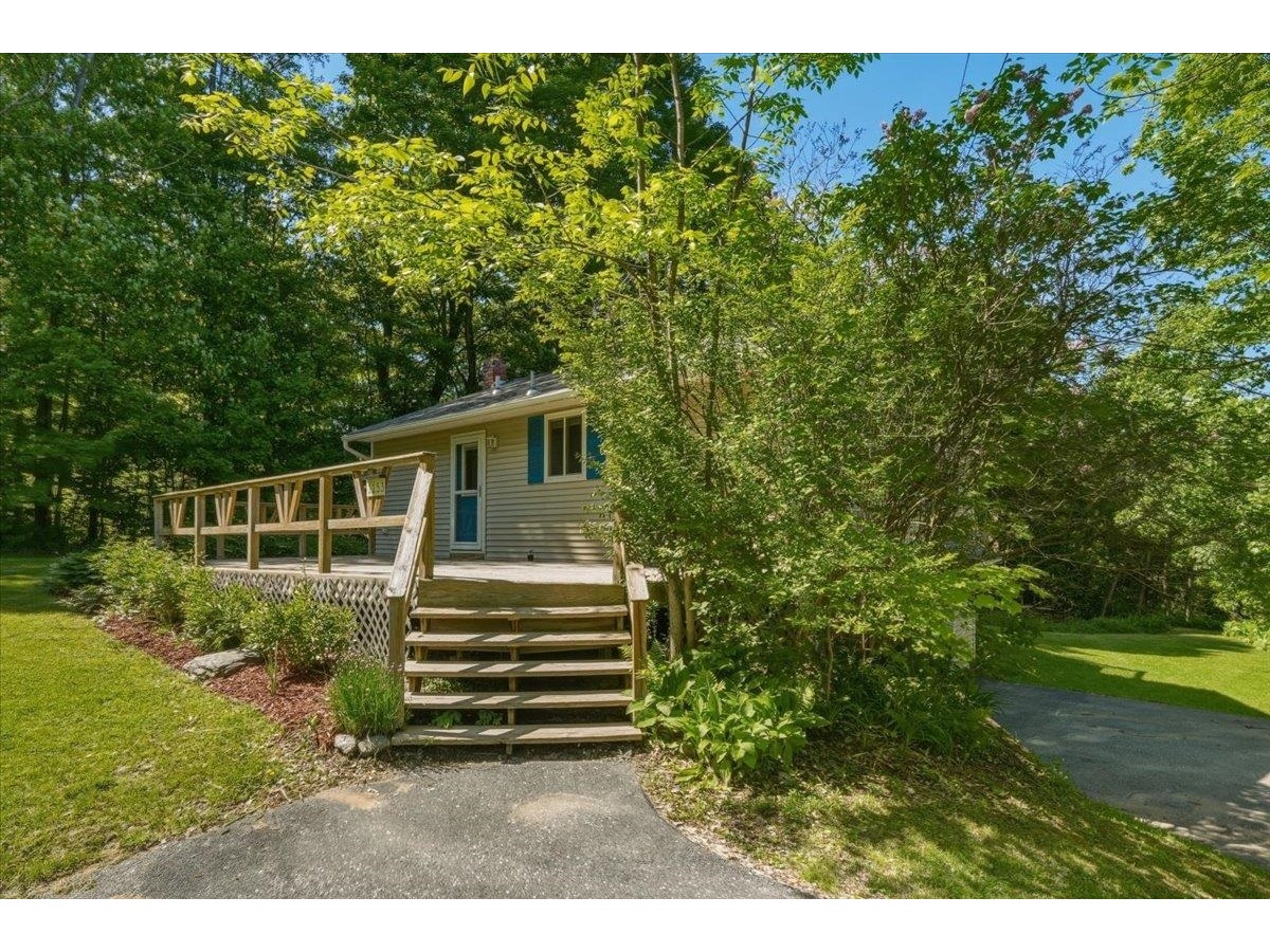 1153 Richmond Road