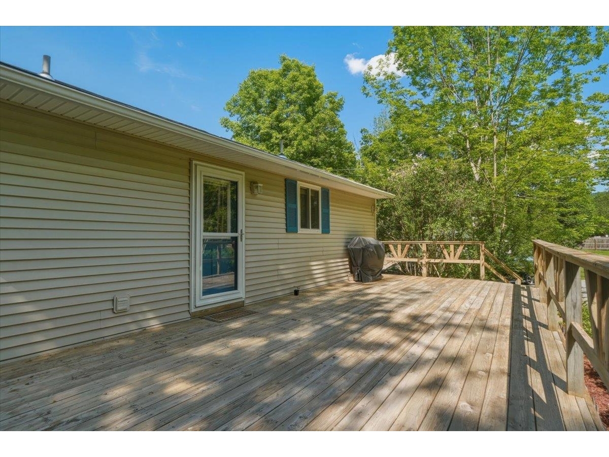 1153 Richmond Road