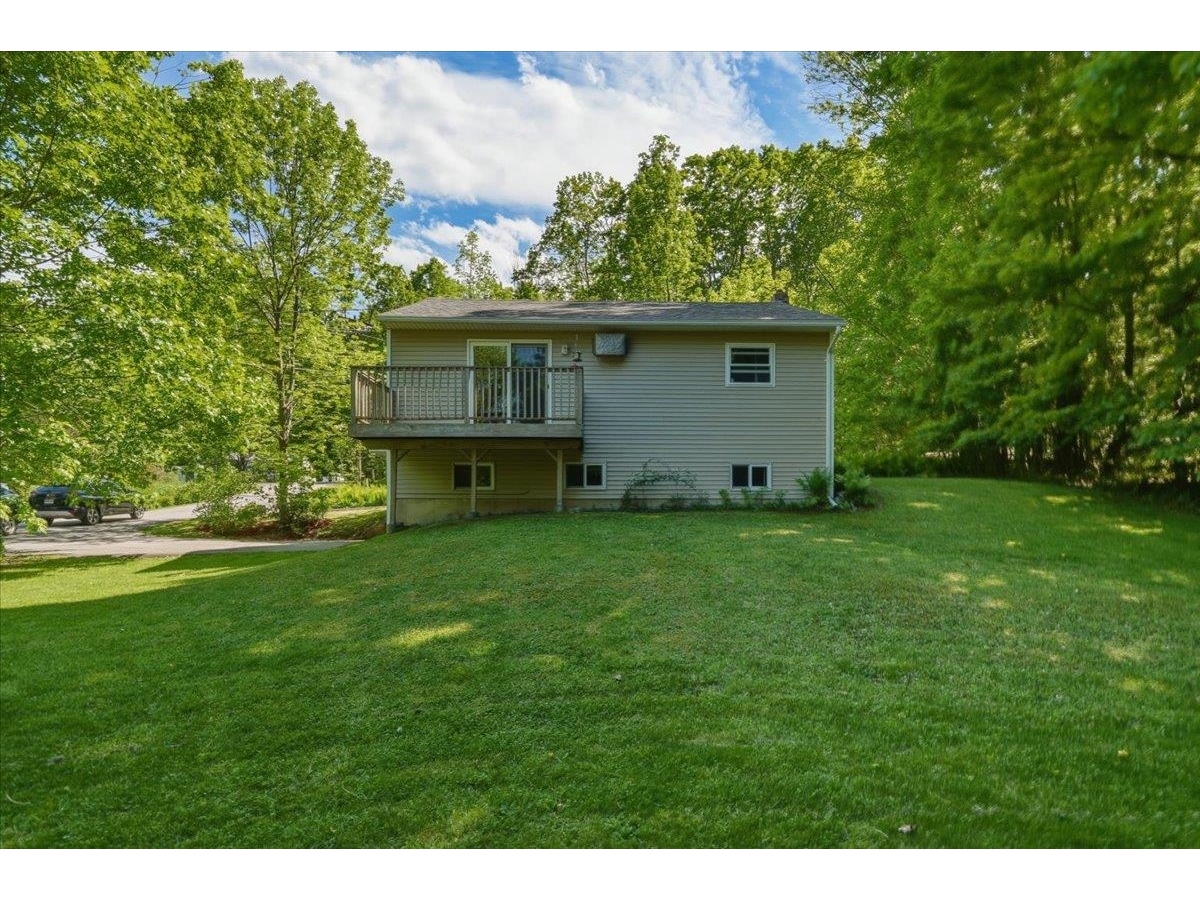 1153 Richmond Road