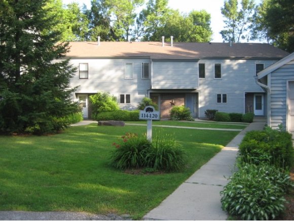 116 Locust Hill Dr, Unit 116