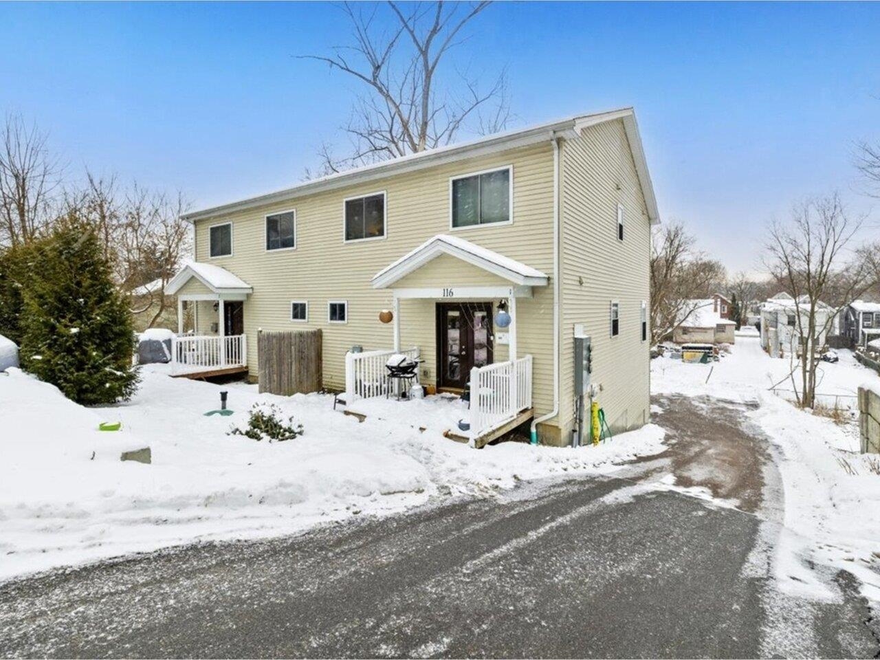 116 Malletts Bay Avenue, Winooski