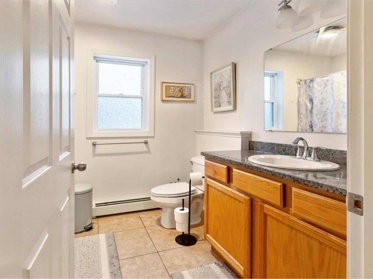 116 Malletts Bay Avenue, Unit 101