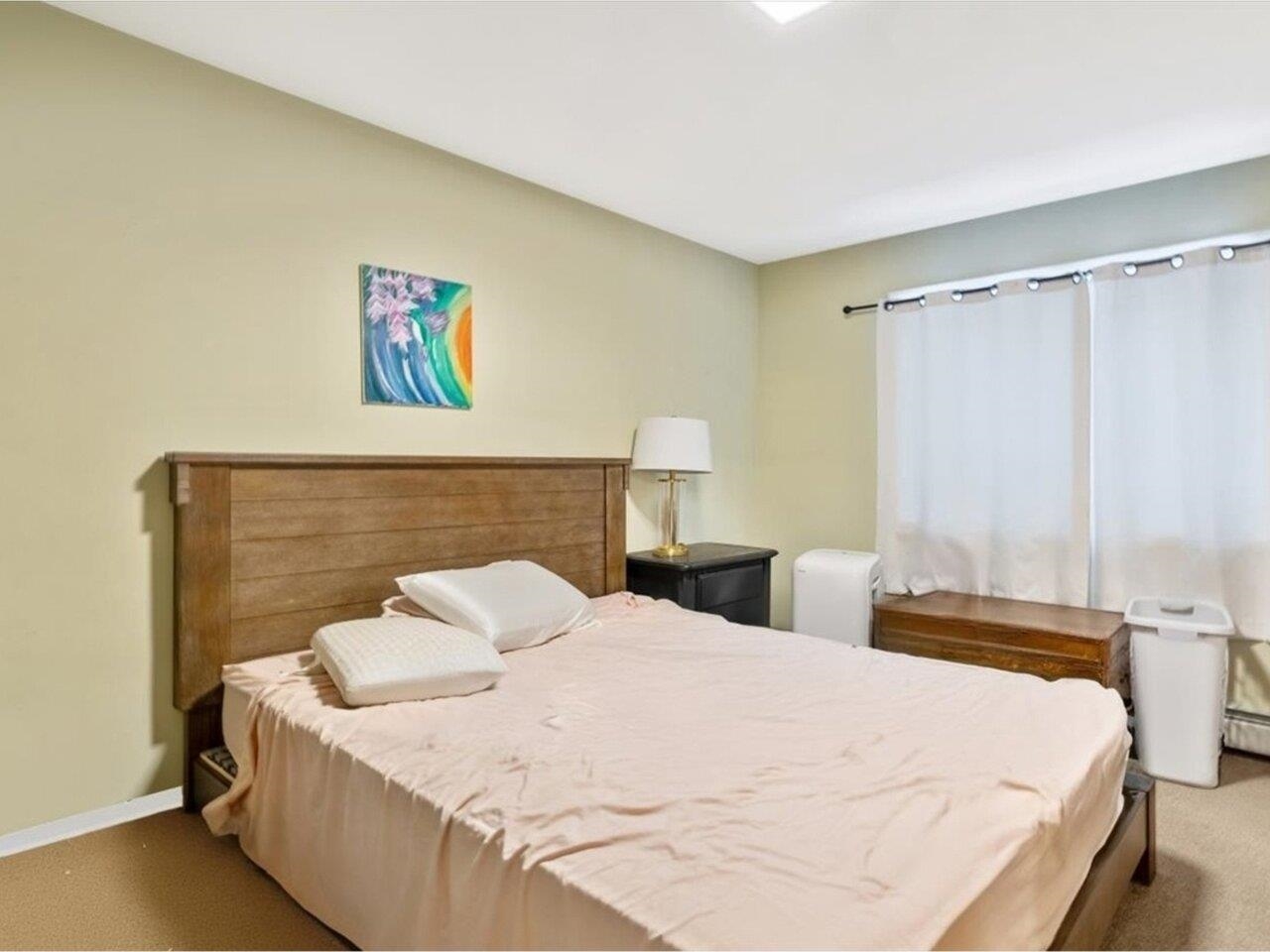 116 Malletts Bay Avenue, Unit 101