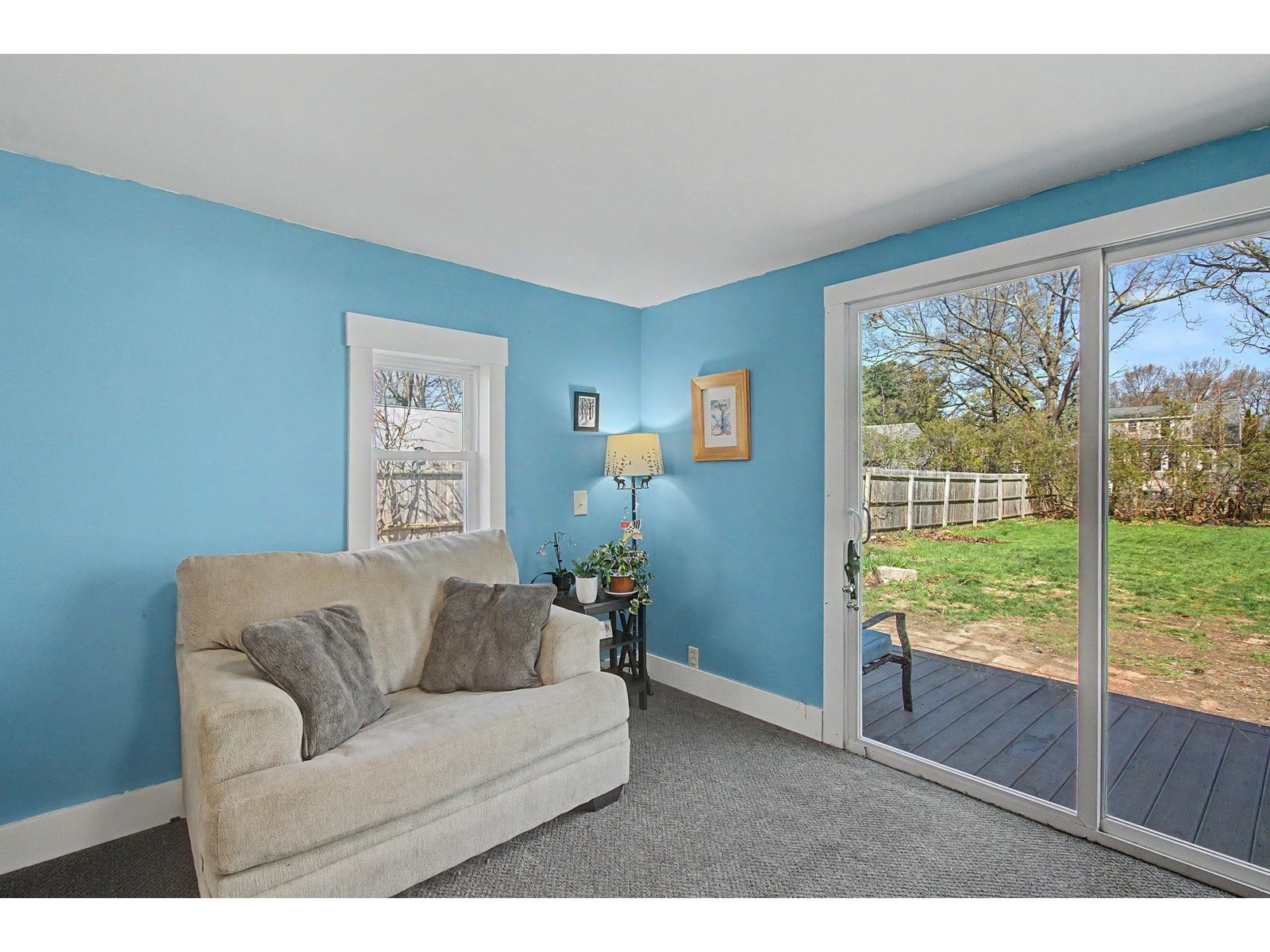 116 Woodbury Road