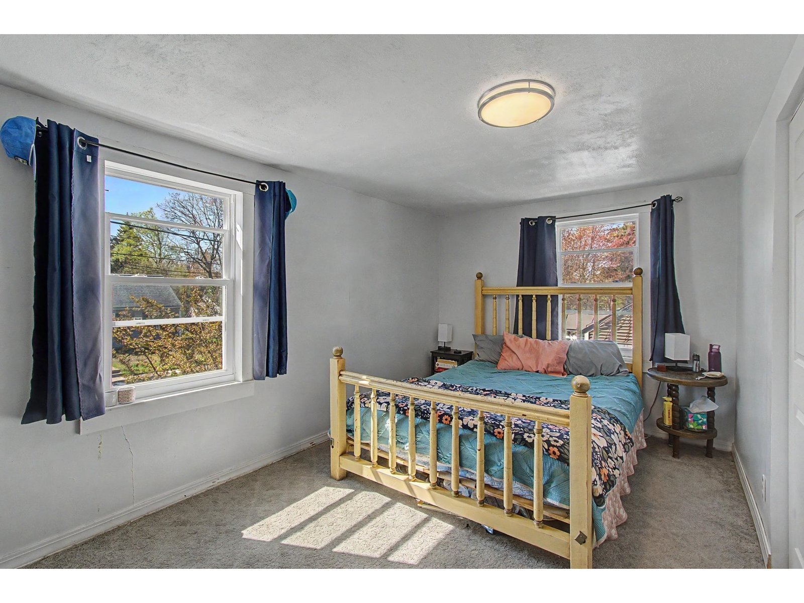 116 Woodbury Road