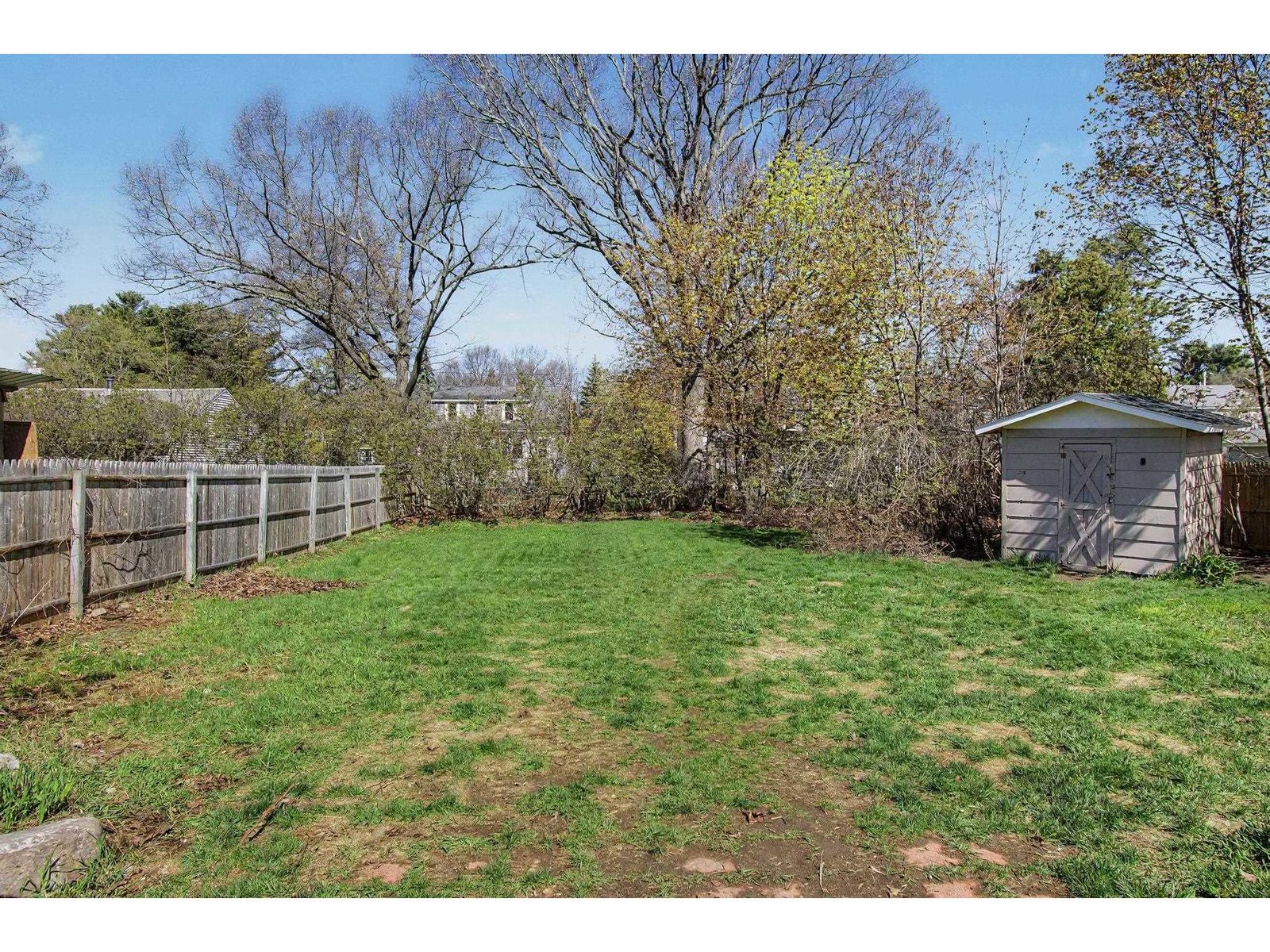 116 Woodbury Road