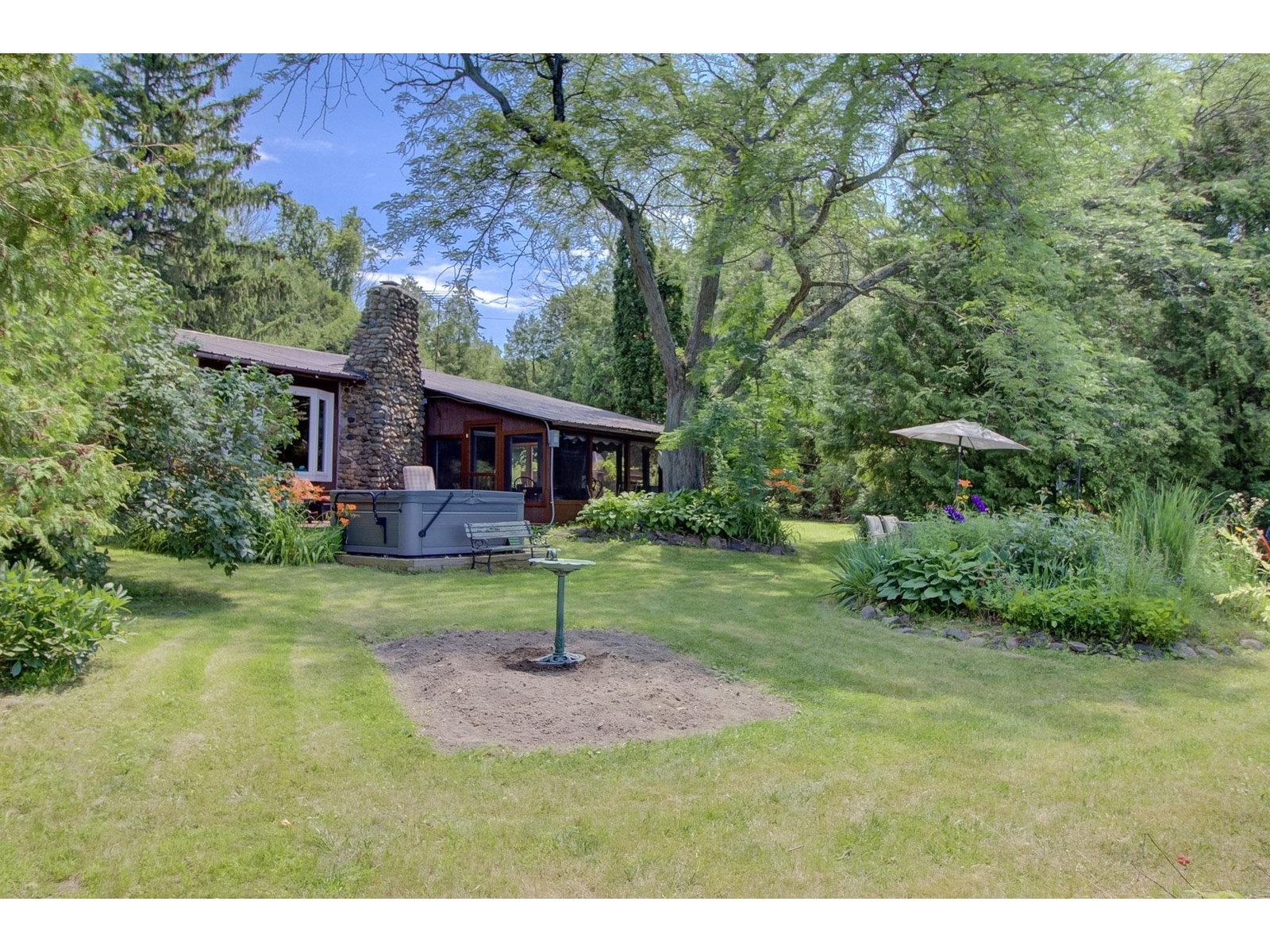 1160 Blockhouse Point Road