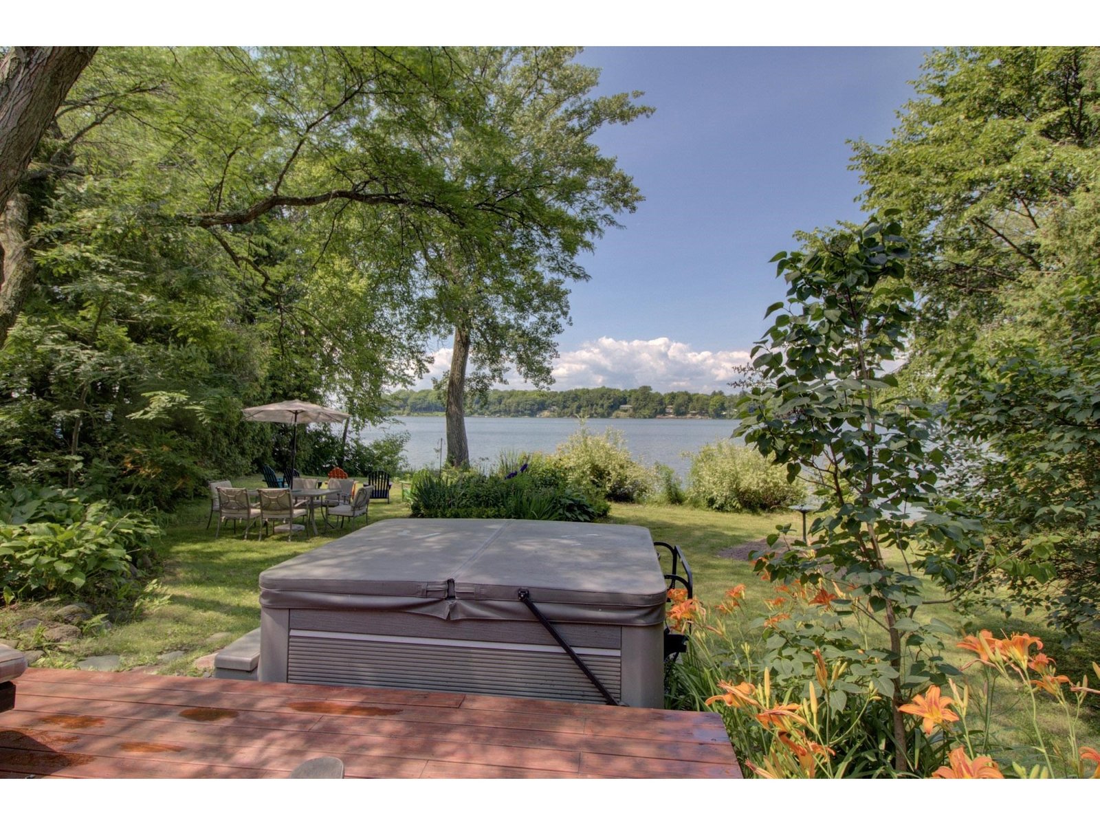 1160 Blockhouse Point Road