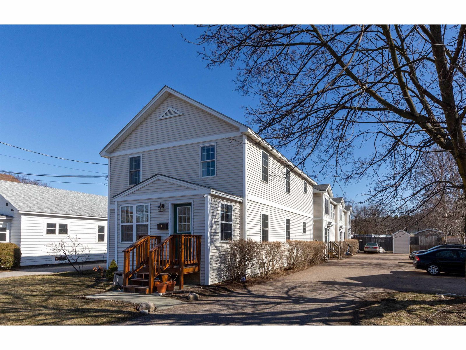 1162 North Avenue, Unit 2
