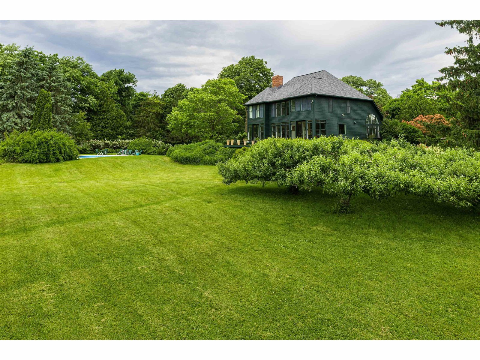 1163 Thompsons Point Road