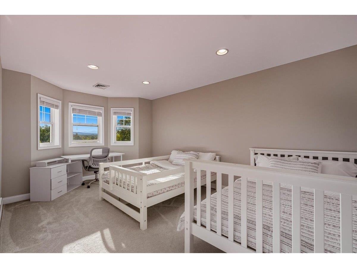 117 Bay Road