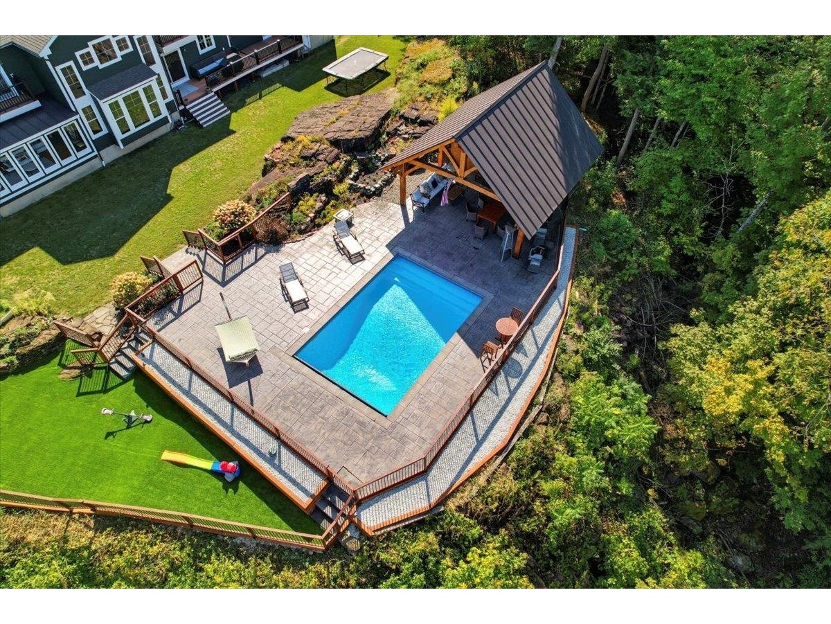 117 Bay Road