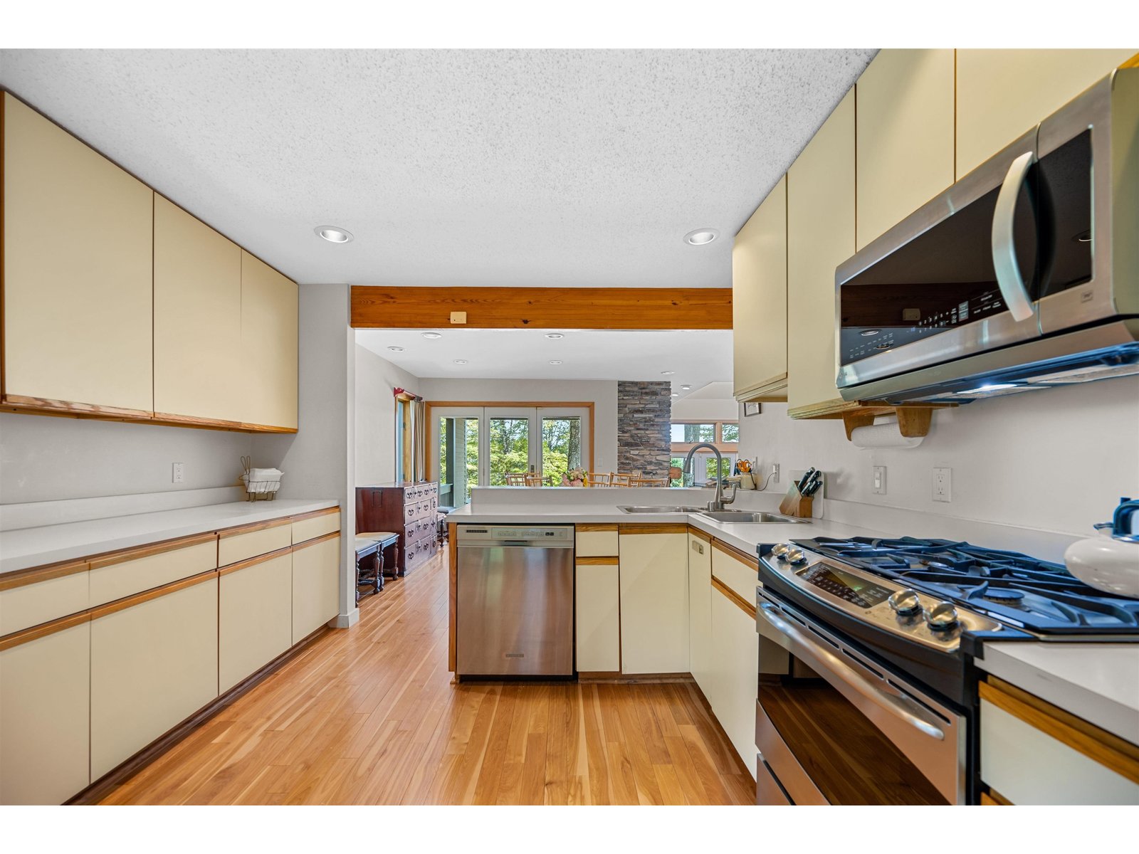 1171 Brook Road, Unit 14