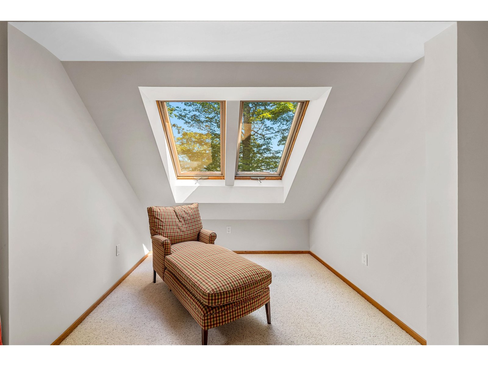 1171 Brook Road, Unit 14