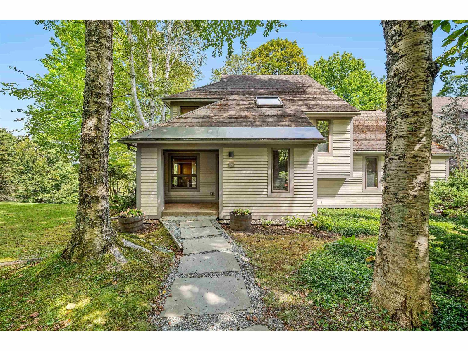 1171 Brook Road, Unit 14