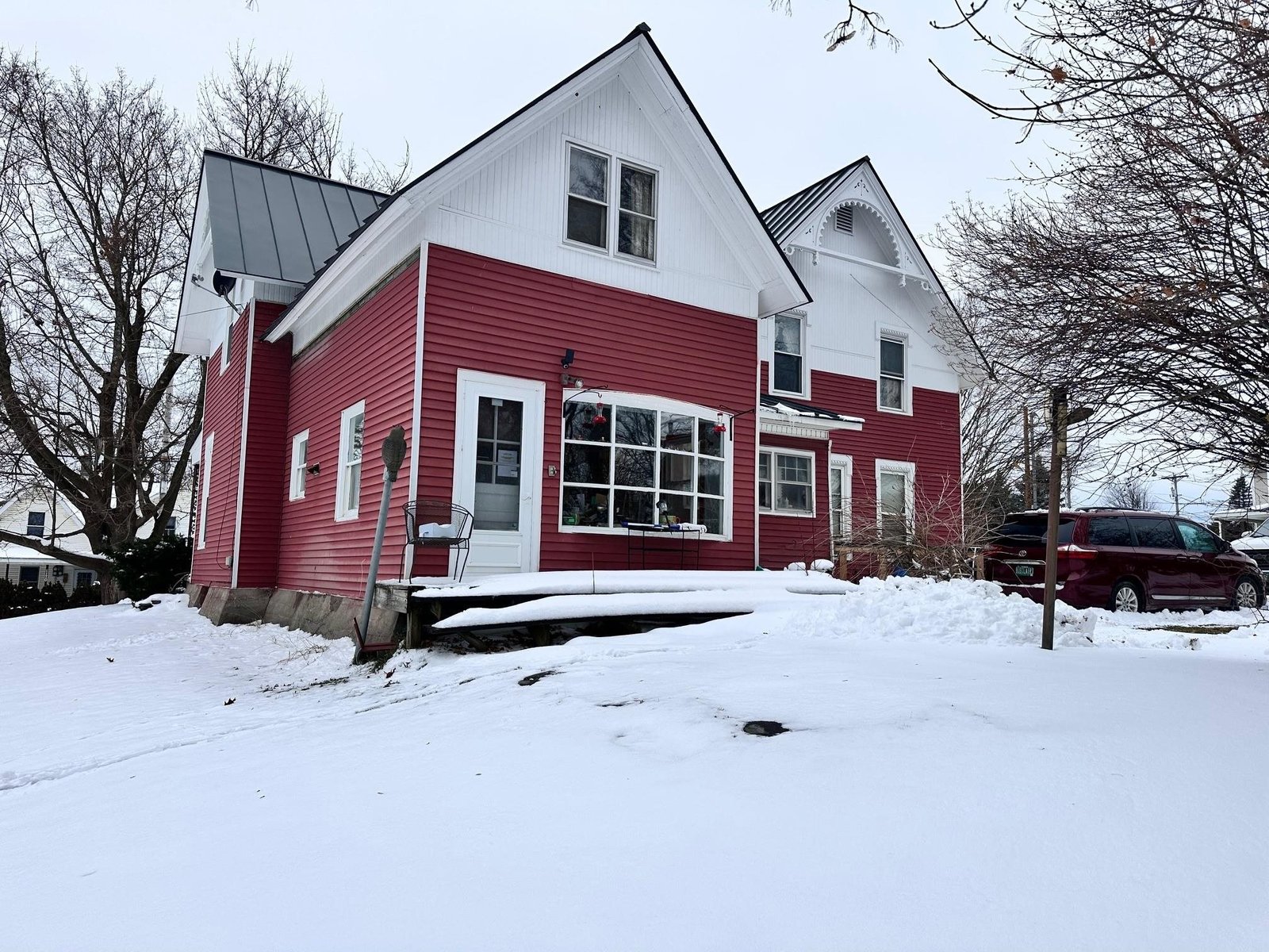 1171 Main Street