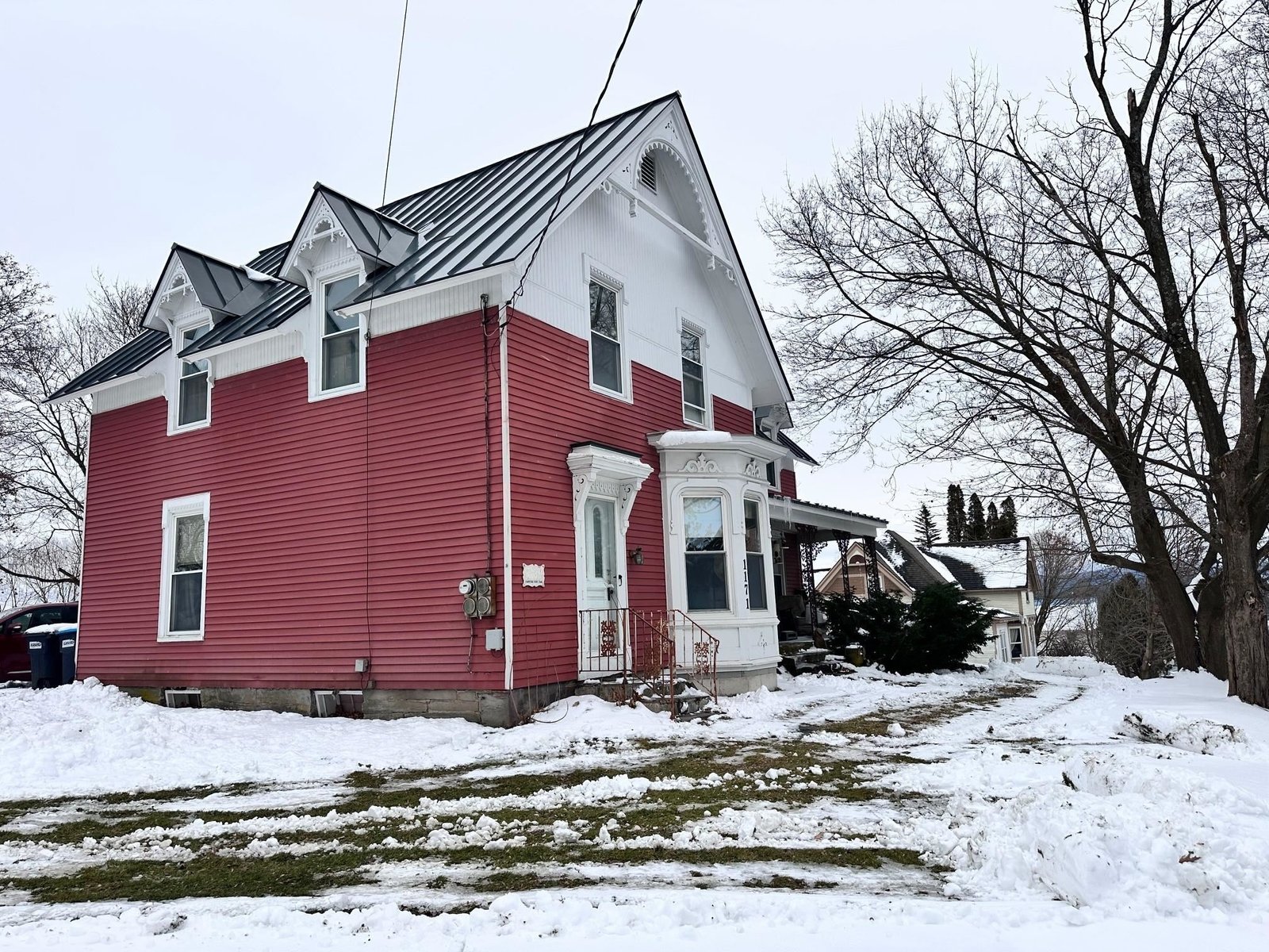 1171 Main Street