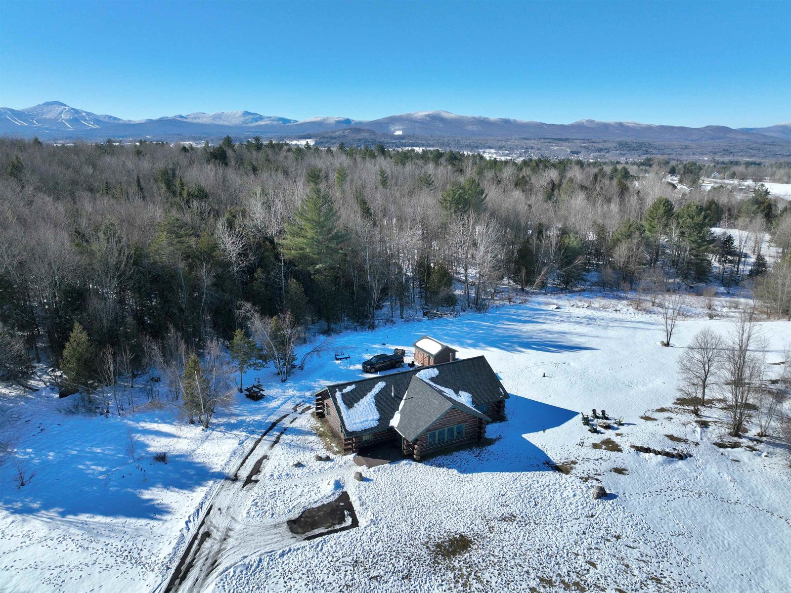 1176 VT Route 105 E