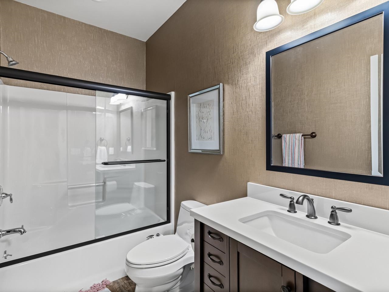 Full bathroom in lower level