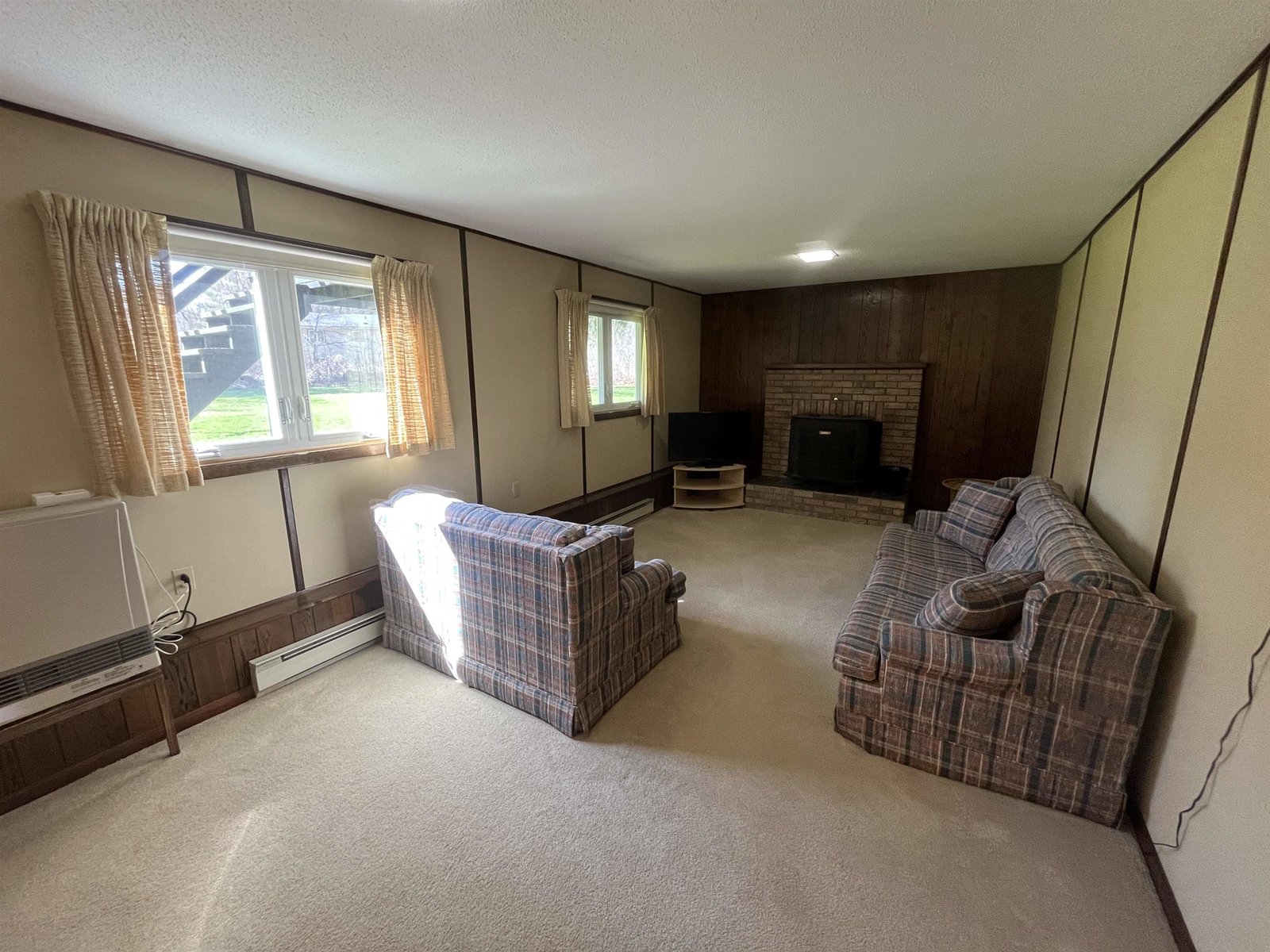 118 Country Club East Drive, Unit East