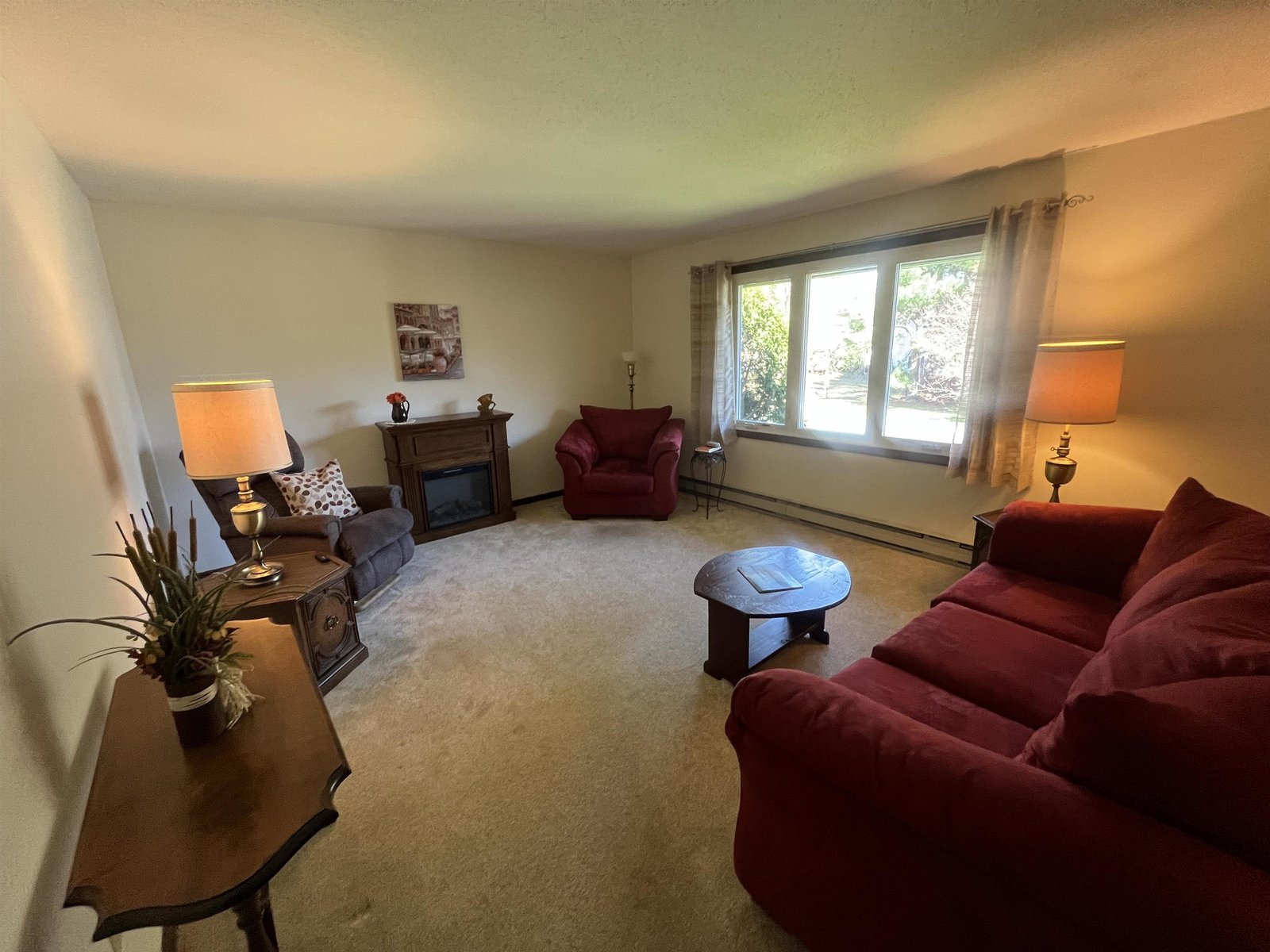 118 Country Club East Drive, Unit East