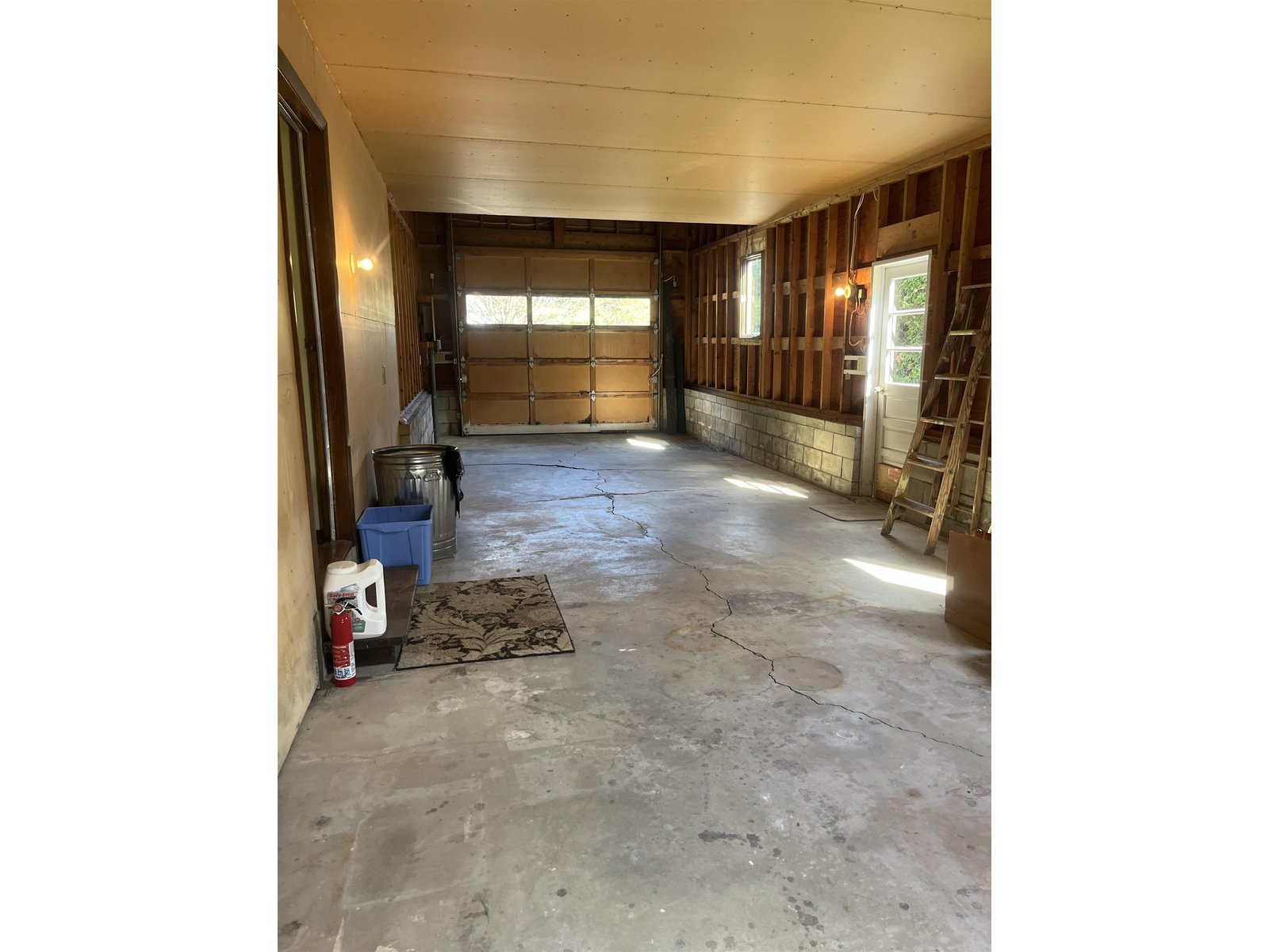 118 Country Club East Drive, Unit East