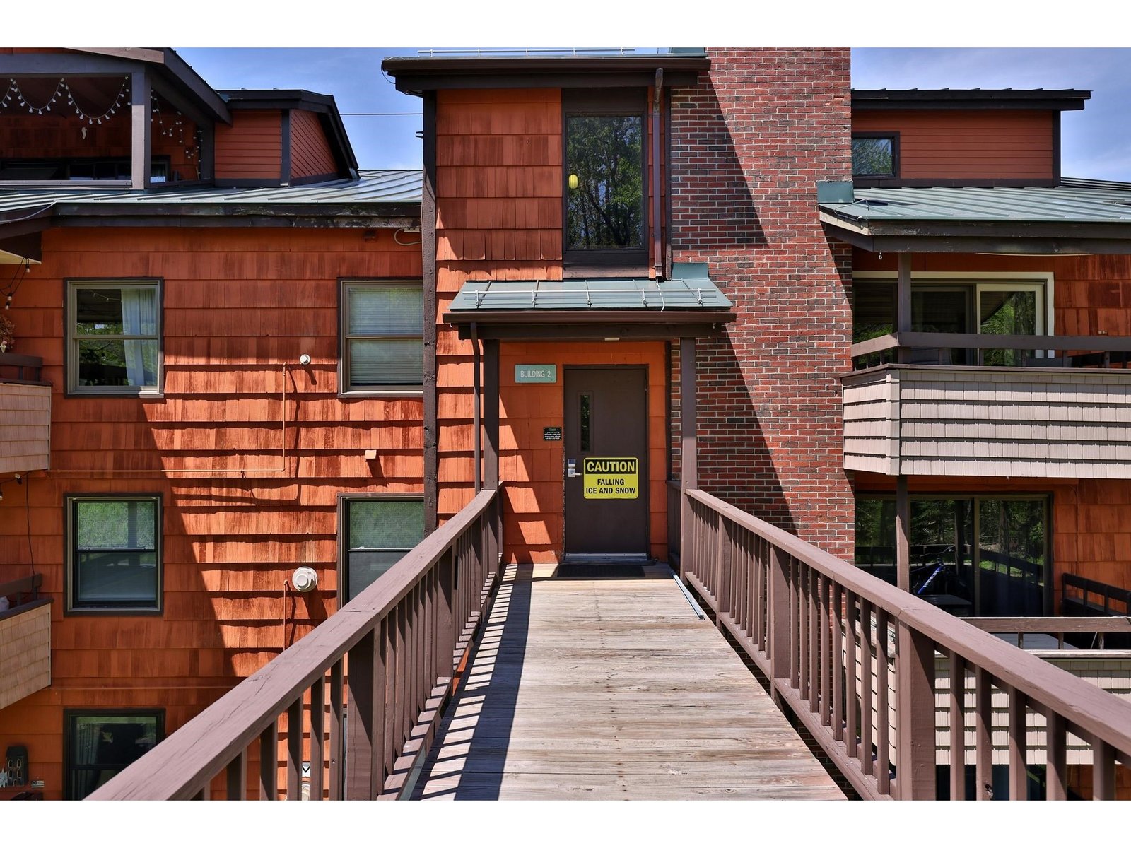 118 Gateway Court, Unit B-23