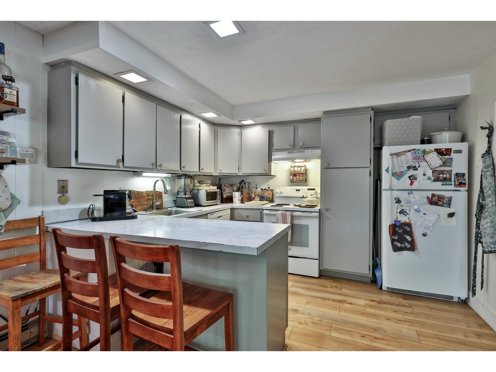 118 Gateway Court, Unit B-23