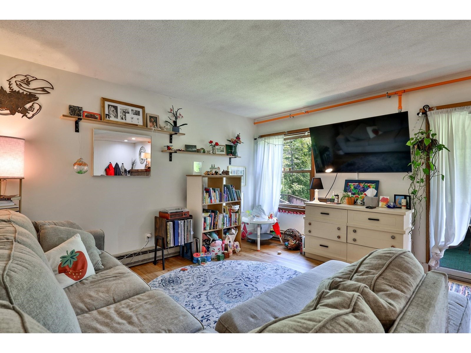 118 Gateway Court, Unit B-23