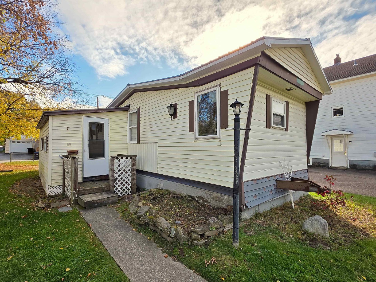 12-14 Whitney Street