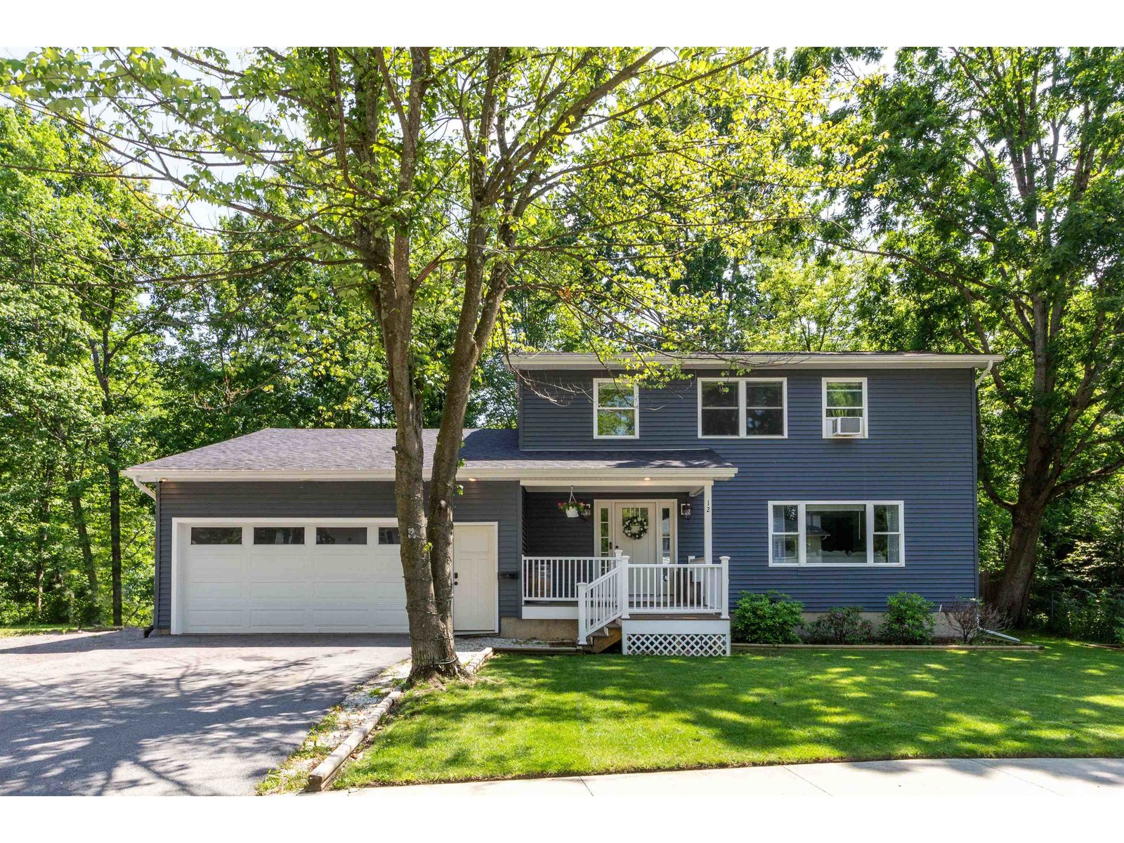 12 Briar Lane