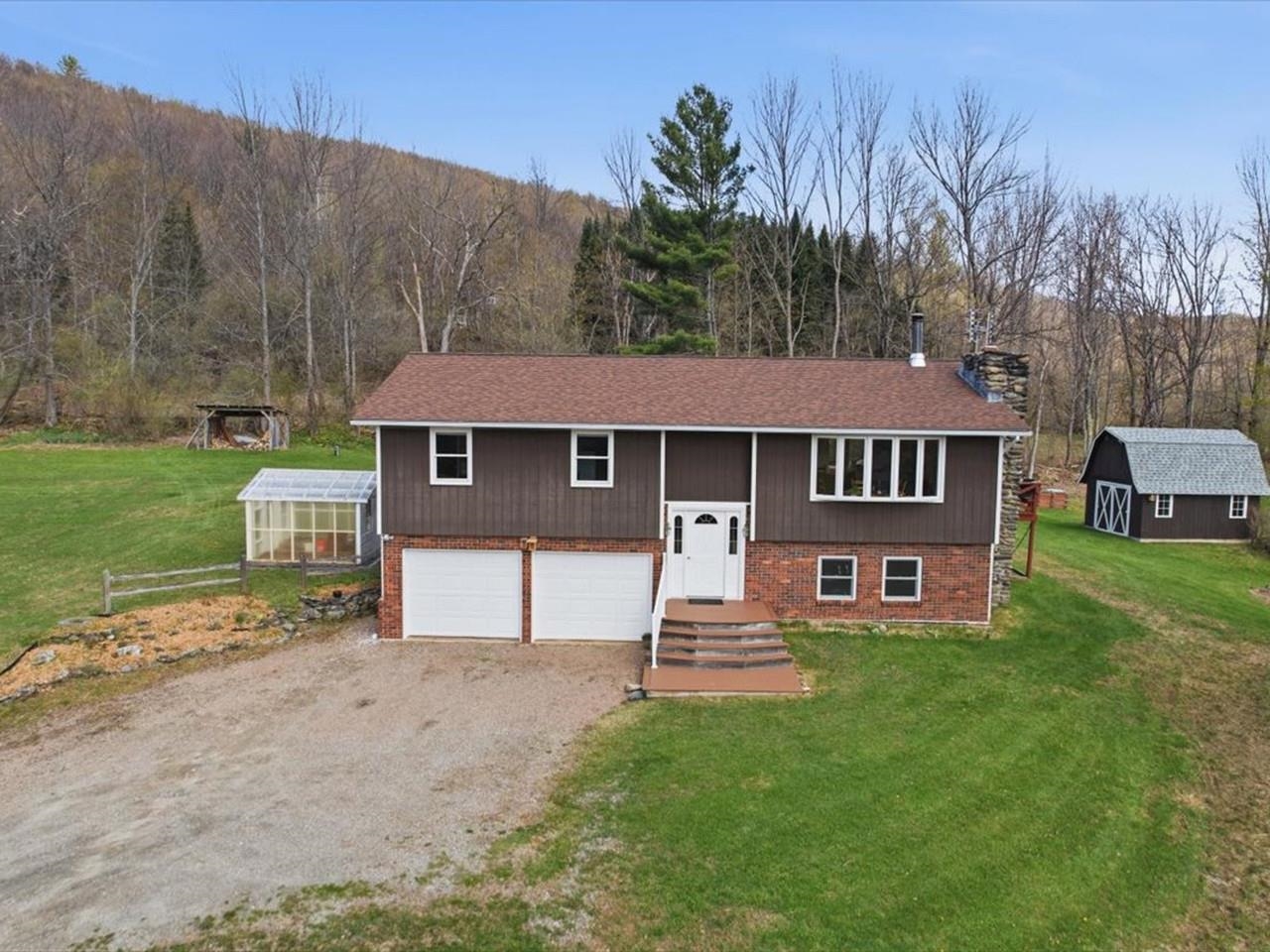 12 Briar Patch Lane