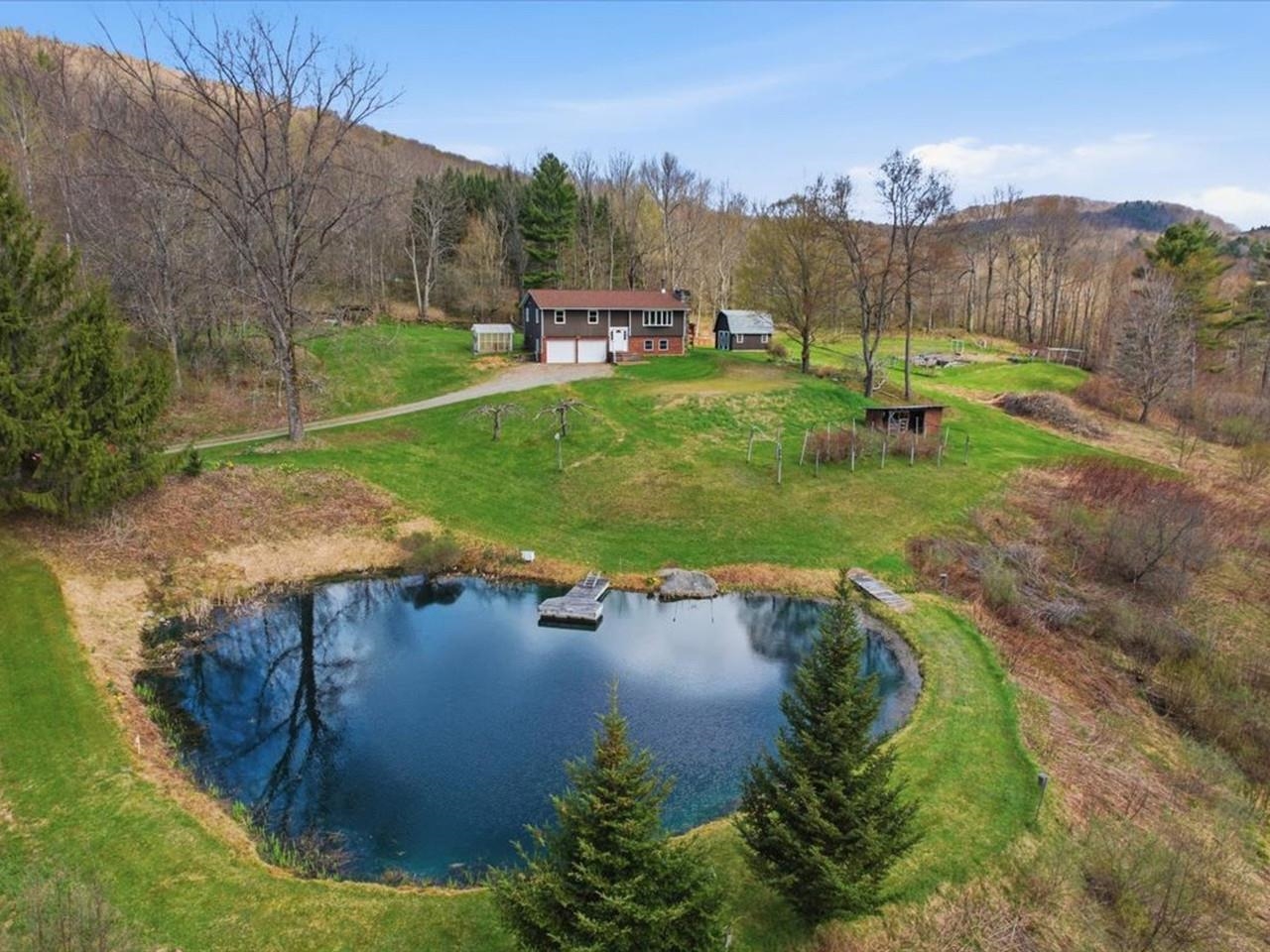 12 Briar Patch Lane