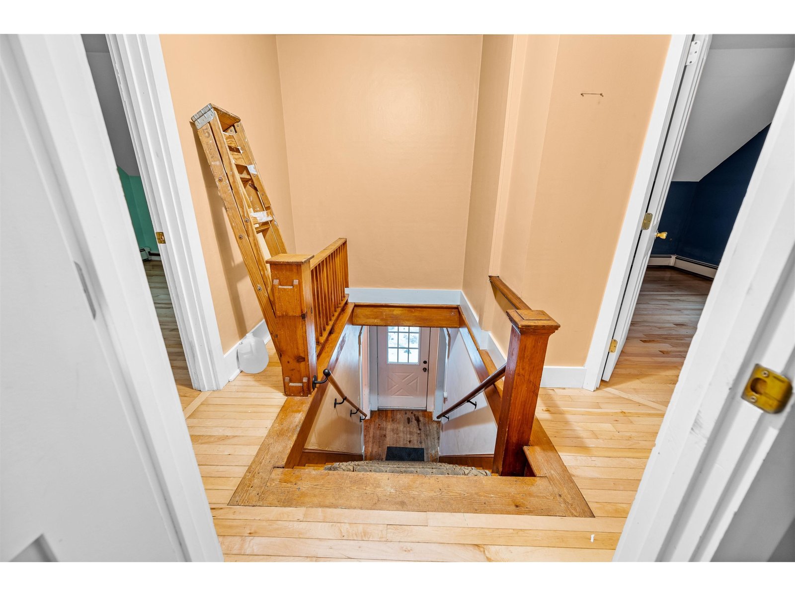 12 Cherry Avenue