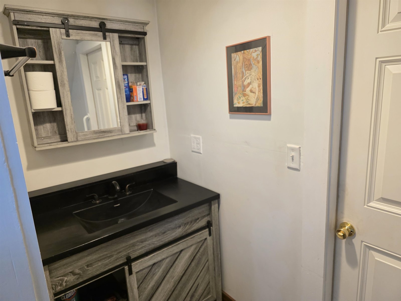 1/2 bath off from laundry room