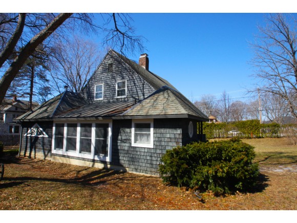12 Cottage Ln