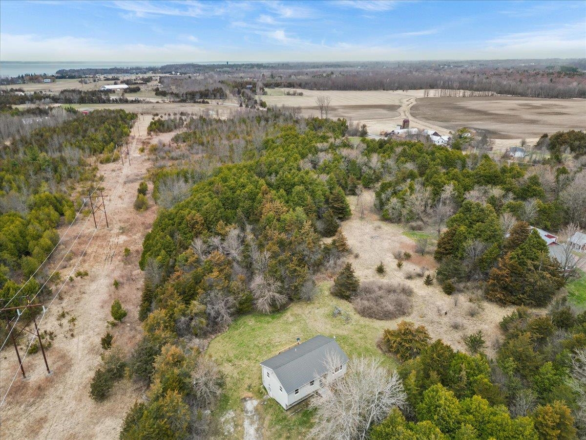 12 Eagle Camp Road