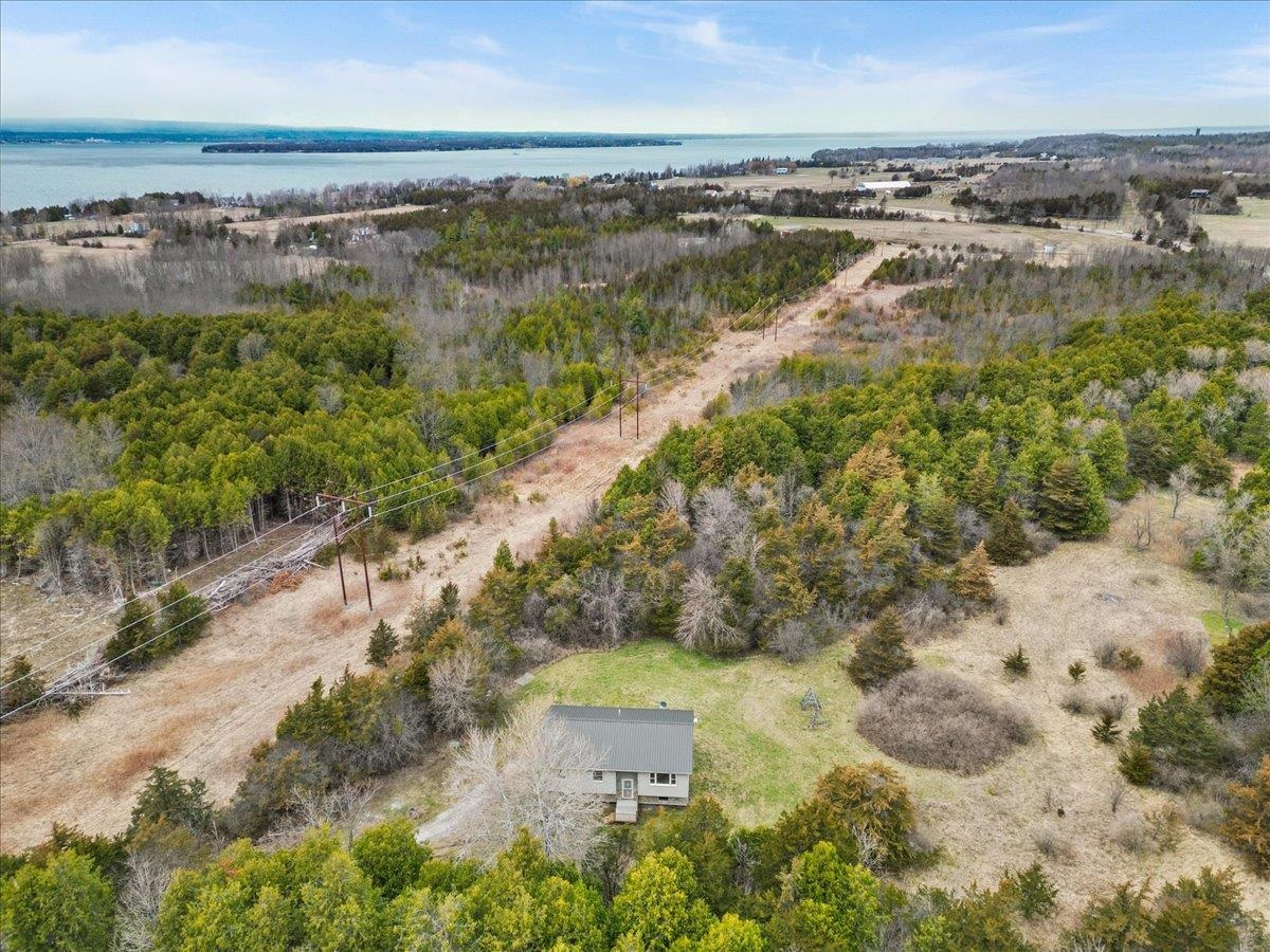 12 Eagle Camp Road