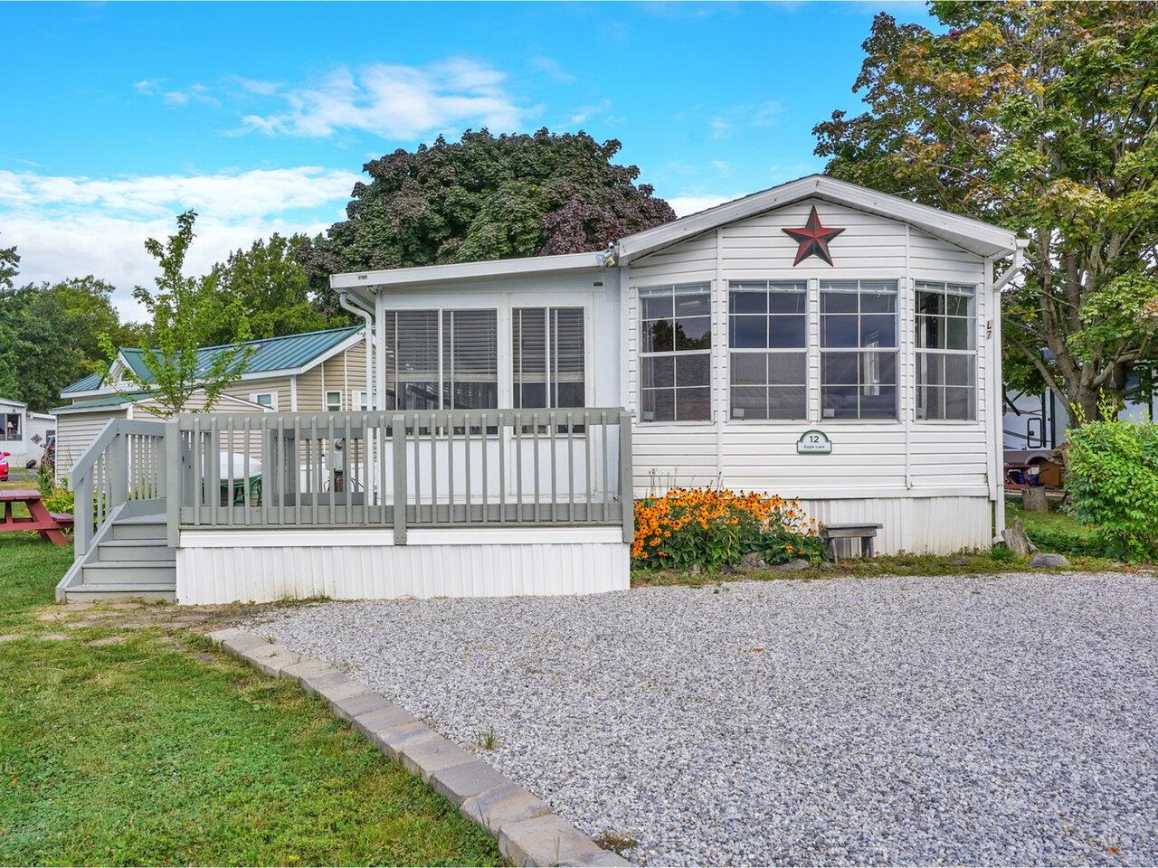 12 Eagle Lane, South Hero