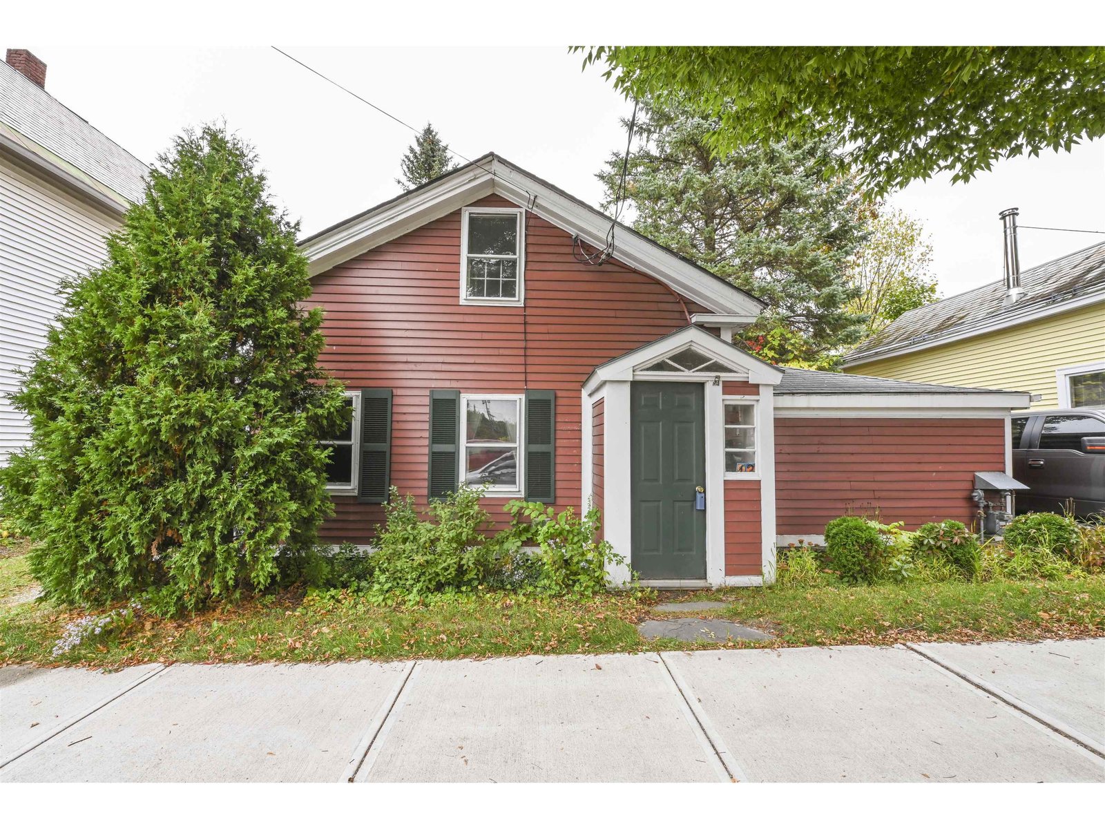 12 East Avenue
