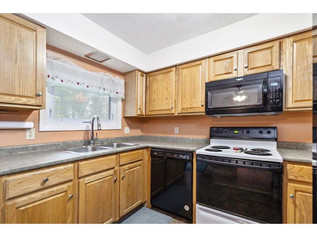12 Evergreen Drive, Unit 101