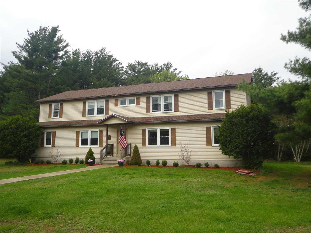 12 Evergreen Drive, Unit 202