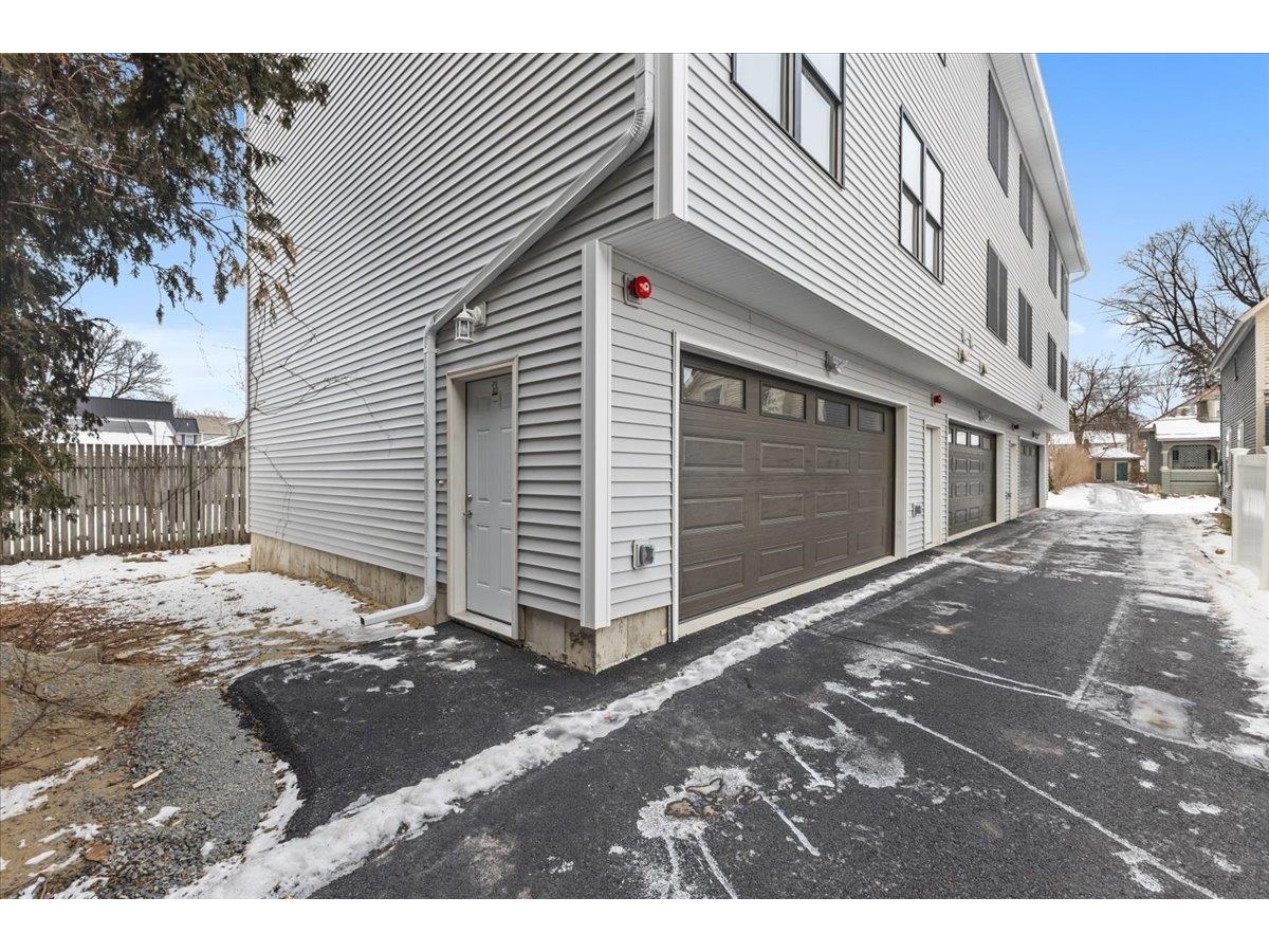12 Franklin Street, Unit 2