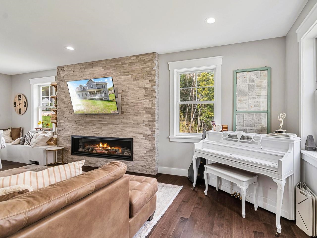 12 Kristen Drive